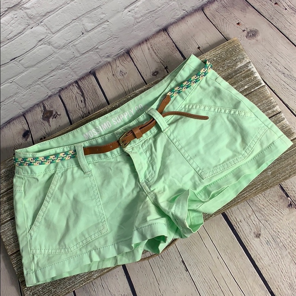 Mossimo Women’s Size 1 Mint Green Shorts with Belt